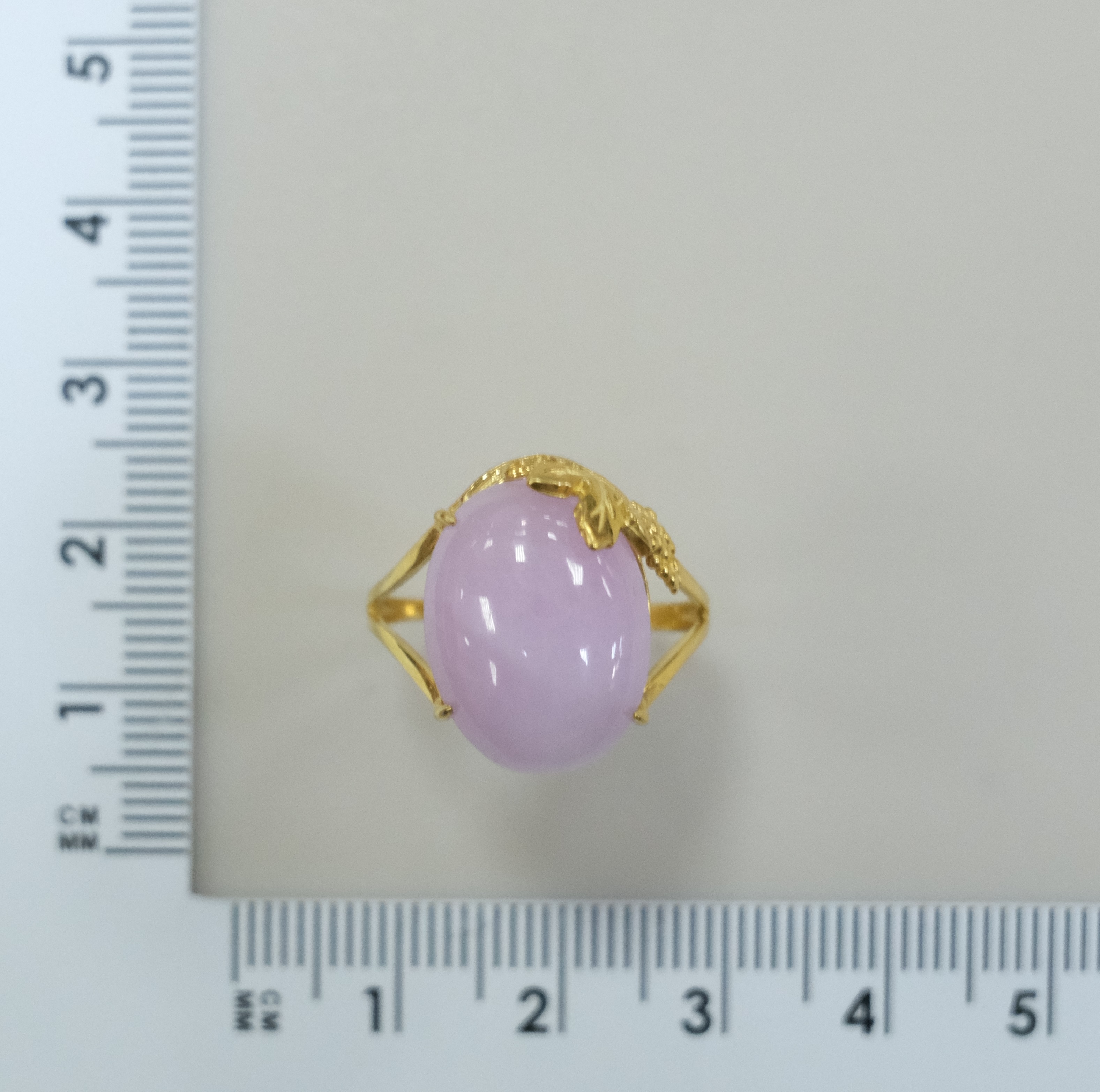 Серебряное кольцо с кунцитом